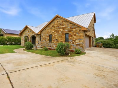 Primary bedroom at 1252 Merlot - 3 bed 3 bath home