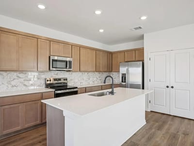 Property photo 2 at 12525 Sea Gull WAY - 1 bed 3 bath home