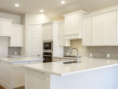 Living area at 126 Bauer LOOP - 3 bed 2 bath home