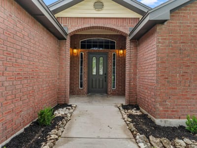 Property photo 4 at 126 Hunter Ridge Rd - 3 bed 2 bath home