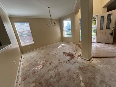 Property photo 4 at 12621 Wayne Spur LN - 4 bed 2 bath home