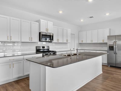 Property photo 4 at 1265 Aquilla DR - 4 bed 2 bath home