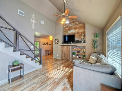 Primary bedroom at 1265 E Independence ST - 4 bed 2 bath home