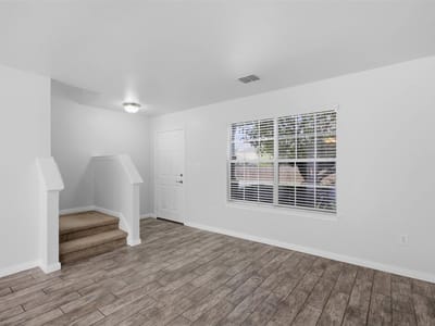 Property photo 4 at 12704 Saint Thomas DR - 3 bed 2 bath home