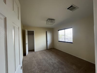Property photo 4 at 12708 La Paz LN - 5 bed 2 bath home
