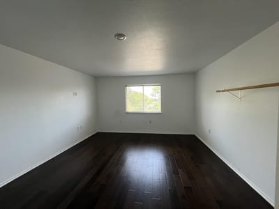 Property photo 5 at 12708 La Paz LN - 5 bed 2 bath home