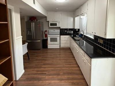 Property photo 3 at 12719 Dakota LN - Shaminaw Sec 01, Austin, TX