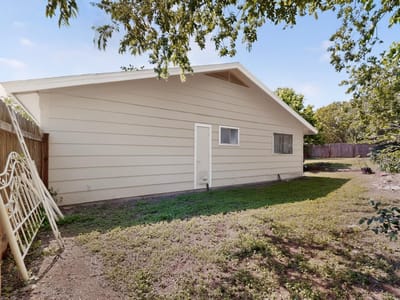 Bathroom at 128 Coers CIR - A G Coers Ii Lot 1 Duplex Geo#33092074, San Marcos, TX
