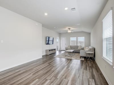 Photo 4 of 36 at 128 Outlaw DR - 3 bed 2 bath home