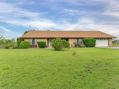 Primary bedroom at 12800 Quarterhorse DR - 3 bed 2 bath home