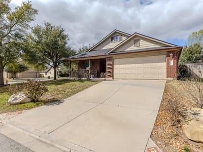 Living area at 12800 Starbrimson Trl - 3 bed 2 bath home