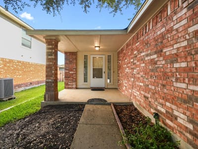 Photo 4 of 25 at 12804 Dwight Eisenhower ST - 3 bed 2 bath home