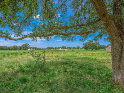 Photo 5 of 8 at 12889 Della Love RD - Bryan, Bryan, TX
