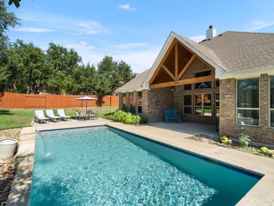 Photo 3 of 40 at 129 Bear Paw RUN - 4 bed 3 bath home