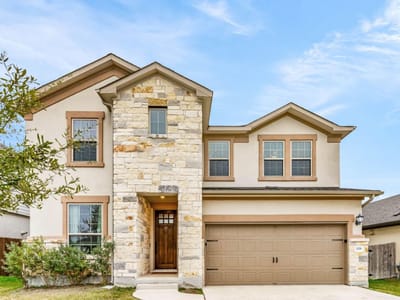 Living area at 129 Birkshire DR - 4 bed 3 bath home
