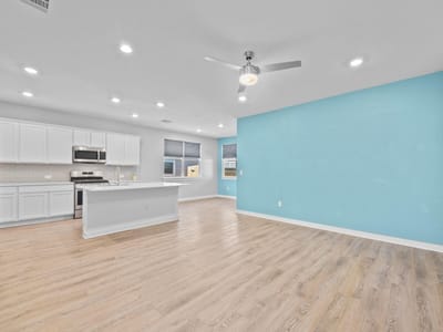 Property photo 4 at 129 Cupreata LN - 3 bed 2 bath home