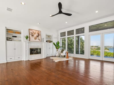 Property photo 4 at 129 Firebird ST - 4 bed 4 bath home