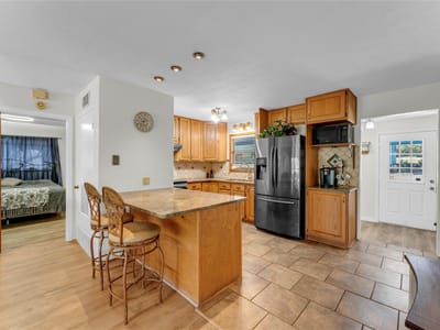 Property photo 3 at 129 Ponderosa Point DR - 3 bed 3 bath home
