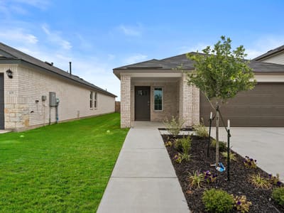 Living area at 129 Raymondville Path - 3 bed 2 bath home