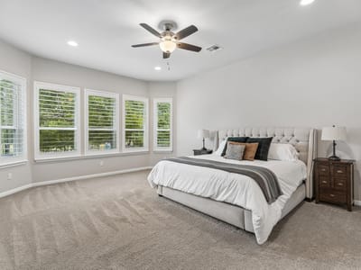 Property photo 4 at 129 Ridgeview CT - 4 bed 3 bath home