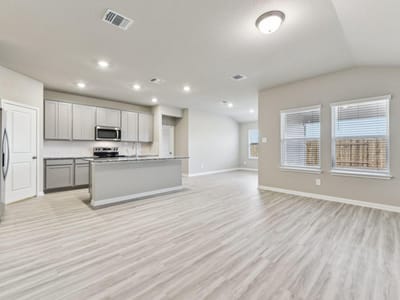 Property photo 5 at 129 Sleep HOLW - 4 bed 2 bath home