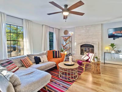 Living area at 12903 Silver Creek DR - 3 bed 2 bath home