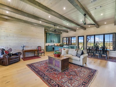 Living area at 130 Thousand Oaks LOOP - 2 bed 2 bath home