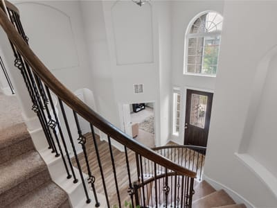 Primary bedroom at 130 Wild Pecan Loop - 5 bed 3 bath home