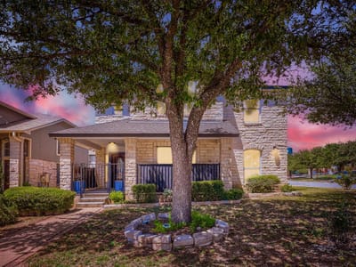 Living area at 1300 Miss Allisons WAY - 3 bed 2 bath home