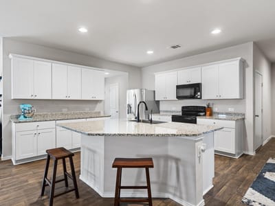 Property photo 2 at 13000 Brahmin DR - 4 bed 2 bath home
