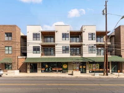 Primary bedroom at 1301 Chicon ST Unit #203 - 2 bed 2 bath home