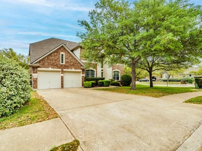 Kitchen at 1301 Horseback Holw - 4 bed 3 bath home