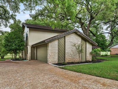 Property photo 2 at 1301 Mill Creek DR - 3 bed 2 bath home