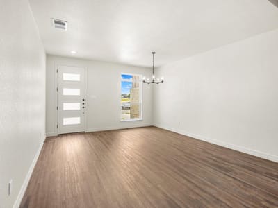 Living area at 1303 Lone Pine WAY - 3 bed 2 bath home