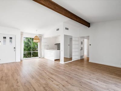 Primary bedroom at 1304 Mariposa Dr Unit #206 - 2 bed 1 bath home