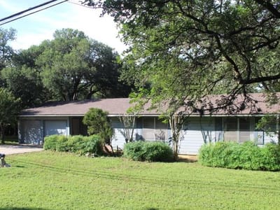 Primary bedroom at 1306 Alamo ST - 3 bed 1 bath home