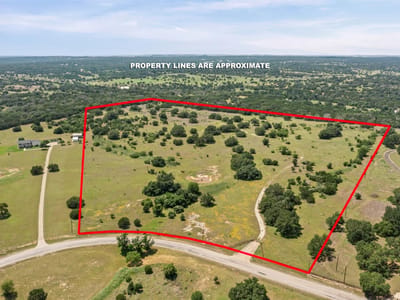 Property photo 2 at 1306 Hidden Springs DR - Hidden Spgs Sec One, Salado, TX