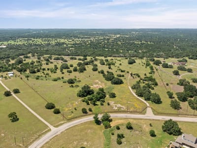 Property photo 5 at 1306 Hidden Springs DR - Hidden Spgs Sec One, Salado, TX
