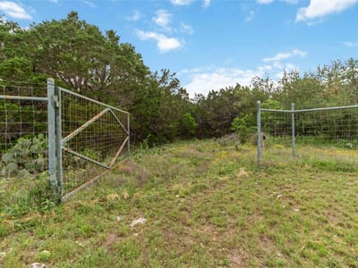 Primary bedroom at 1306 Thousand Oaks LOOP - Thousand Oaks, San Marcos, TX