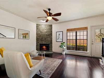Property photo 4 at 1307 Kinney Ave Unit #140 - 2 bed 2 bath home
