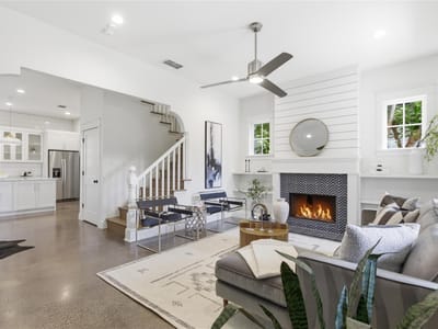 Living area at 1309 Cedar Ave Unit #A - 3 bed 2 bath home
