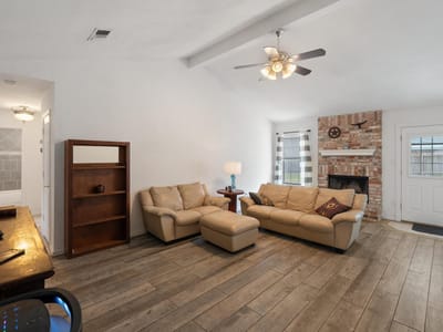 Primary bedroom at 1309 Mallard Ln - 3 bed 2 bath home