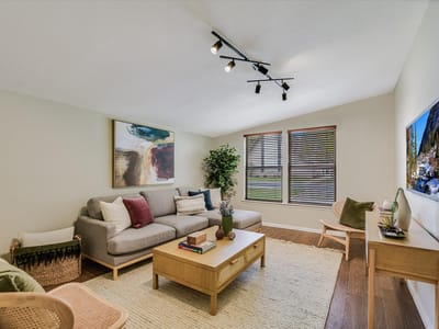 Property photo 4 at 1309 Morrow ST - 3 bed 2 bath home