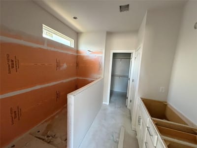 Bathroom at 131 Arlington Park LOOP - 5 bed 4 bath home
