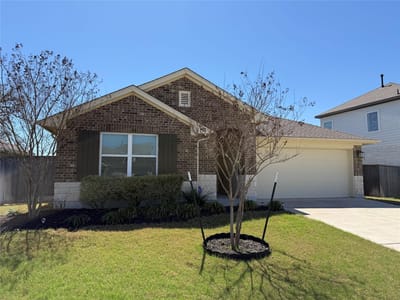 Kitchen at 131 Patrick Herndon DR - 3 bed 2 bath home