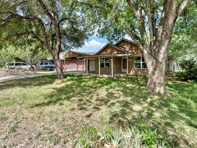 Primary bedroom at 1311 Monte Vista Dr - 3 bed 1 bath home