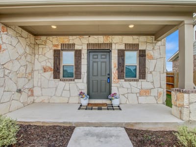 Living area at 13117 Alamito Creek TRL - 3 bed 2 bath home