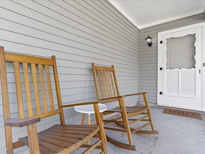 Property photo 4 at 1312 Hyman LN - 3 bed 2 bath home