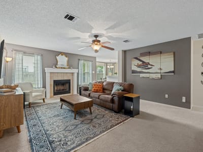 Living area at 1312 Terra St - 3 bed 2 bath home