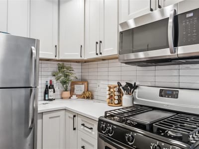 Primary bedroom at 1313 E 52nd St Unit #101 - 1 bed 1 bath home